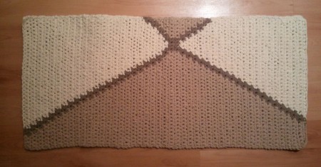 Háčkovaný koberec